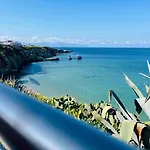 Nelly's House شقة تيراسيني