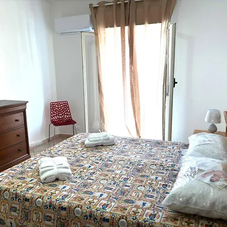 Nelly's House * تيراسيني