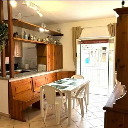 Nelly's House Apartment