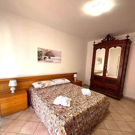 Nelly's House Apartment Terrasini
